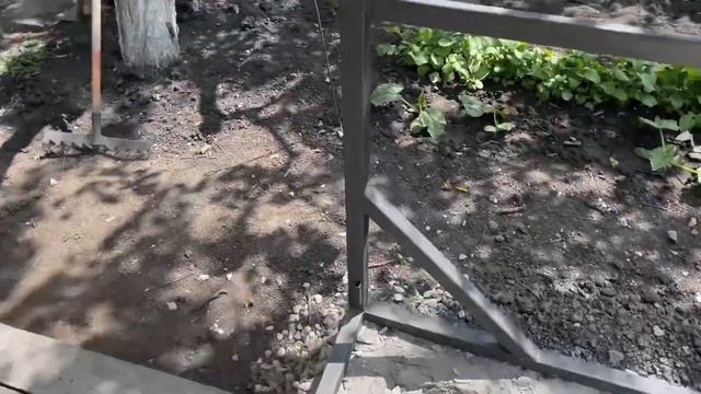 САРАЙ ИЗ ПРОФИЛЬНОЙ ТРУБЫ и профлиста, 7х3, сваи, своими руками!!! смотреть онлайн