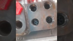 Распределитель Р80 3/1 222G с гидроклапаном .