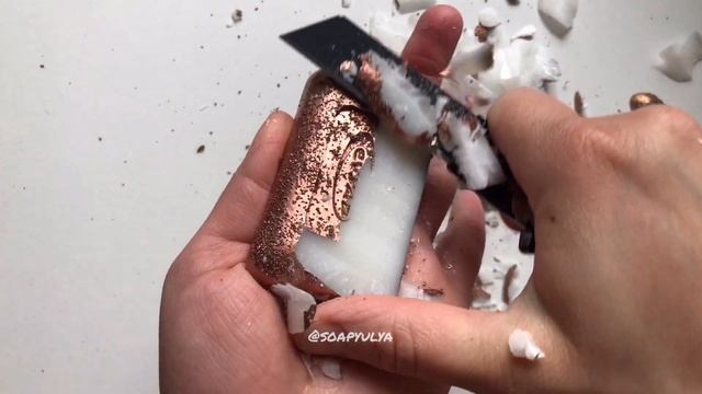 ASMR soft soap/ асмр режу мягкое мыло в хрустящей панировке смотреть онлайн