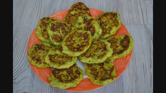 КАБАЧКОВЫЕ ОЛАДЬИ очень вкусно и полезно! смотреть онлайн