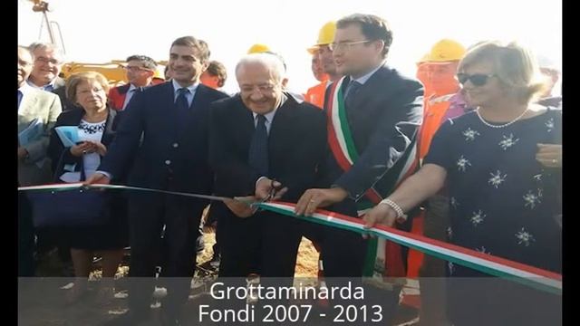 De Luca e l'ossessione per le forbici смотреть онлайн