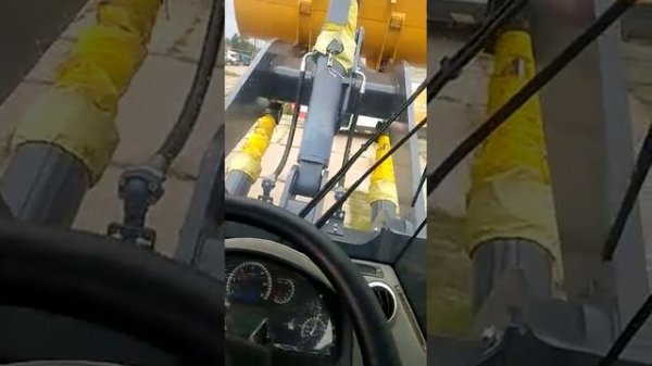 фронтальный погрузчик LW 550 RU