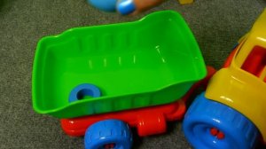 Развивающие видео для детей про машинки. Все серии подряд