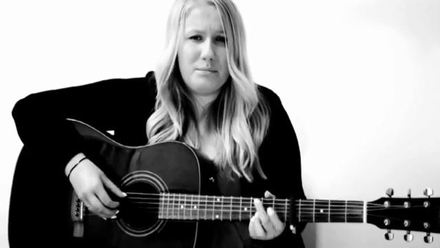 Emelie Stark - Skinny Love (Sing like birdy) смотреть онлайн