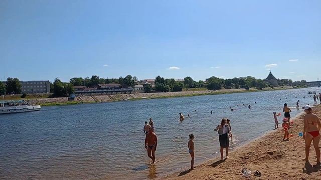 обзор единственного официального пляжа в городе Псков смотреть онлайн