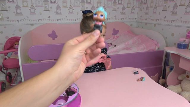 LOL Кукла-сюрприз Жемчужина фиолетовая I Pearl Surprise смотреть онлайн