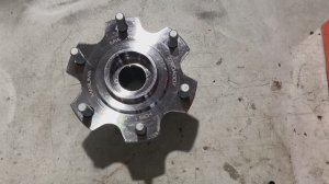 Замена ступицы Паджеро 4. Стоимость. Пробег.