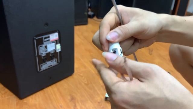 HƯỚNG DẪN ĐẤU DÂY LOA CHÂN NEUTRIK смотреть онлайн