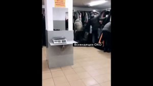 ДРАКИ, СХВАТКИ, БОЙНЯ НА УЛИЦАХ ТВОЕГО ГОРОДА | ЖЕСТЬ СНГ