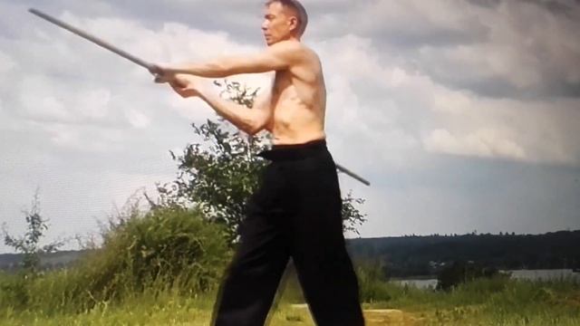 боевые искуства на палках. Вращение палкой. смотреть онлайн