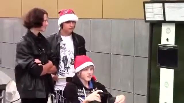 ПАША БУМЧИК | Пранк в МакАвто