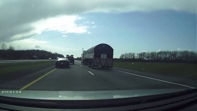 Camaro Causes Big Wreck