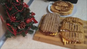 Завтрак.Быстрые бутерброды с яйцом и колбасой.Творожные вафли.Готовим с ЛЮБОВЬЮ