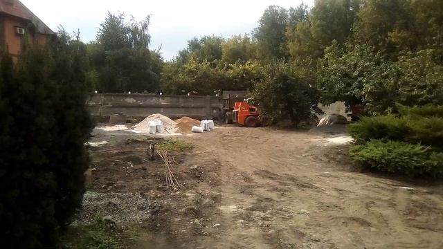 Спуск трактора на землю. Невероятные технические решения от профессионалов. Поднимаем неподъемное. смотреть онлайн