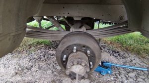 Бьёт педаль тормоза на Газели