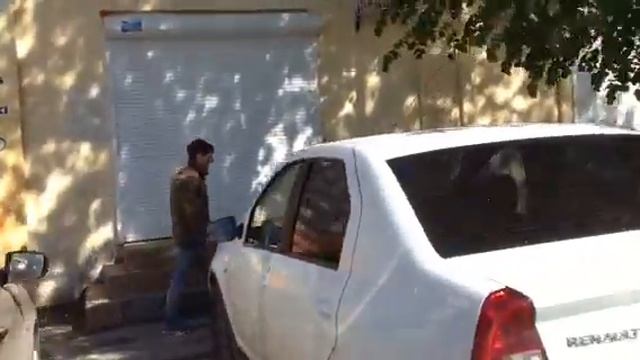 Гусь выходит из гостиницы Малахит 2 смотреть онлайн