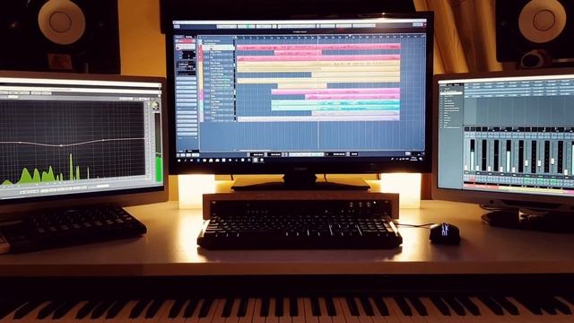 -The Holiday- cover by Iasonas Moraitis смотреть онлайн