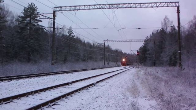 Зима пришла в Подмосковье и куровской ЭД4М в Соревновании смотреть онлайн