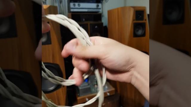 Mời thưởng nhạc , ngắm dây 3.5mm ra 2 Rca смотреть онлайн