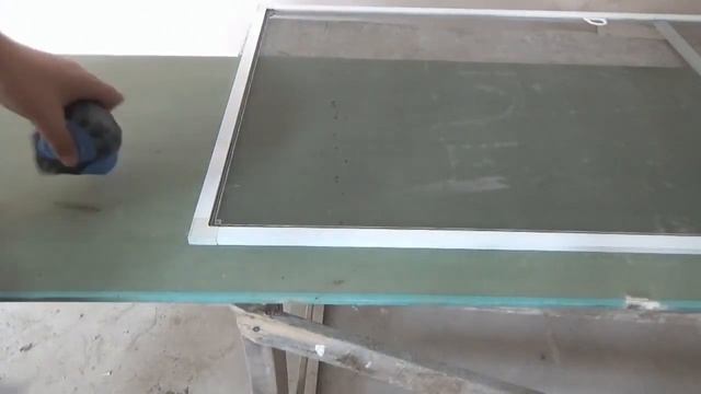 Замер и установка москитной сетки на металлическом креплении смотреть онлайн