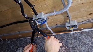 Правильное соединение проводов в распределительной коробке