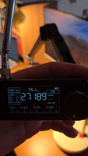 Мини радио ESP32 si4732 смотреть онлайн