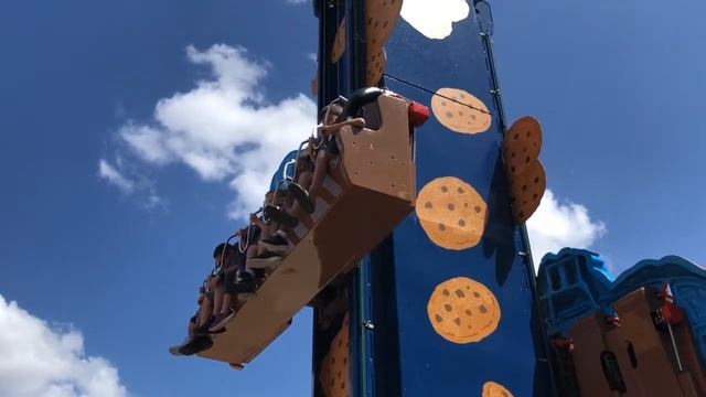 Cookie Monster Cookie Drop ride Sesame Street Seaworld Orlando смотреть онлайн