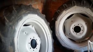 Traktor universal 445 renoveren Zhunuca
