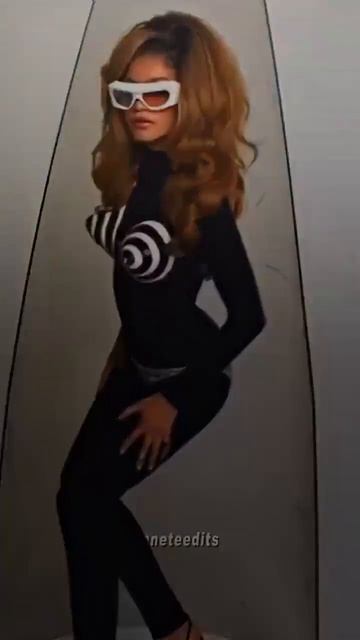 Zendaya Hot #shorts #1000k #tom #nitflix #shorts #instgram#squad_game