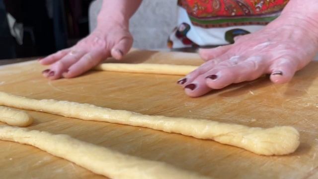 Кулинарные традиции: баурсак.mp4