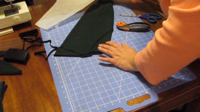 Sewing kids Sweat Pants from Adult Sweat Shirt how to 1 смотреть онлайн