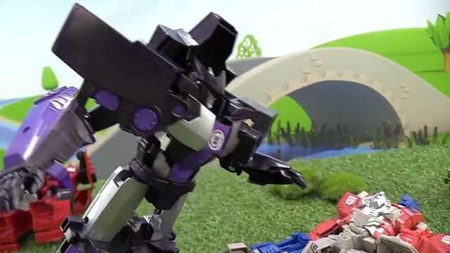 Сборник видео - Автоботы против Мегатрона! Бамблби клонировали! - Роботы Трансформеры игры битвы смотреть онлайн