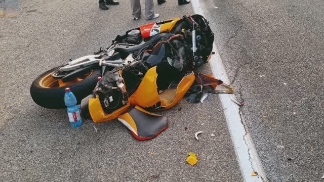 Видео подборка МОТО катастроф! ДТП и аварии с мотоциклами🏍️ смотреть онлайн