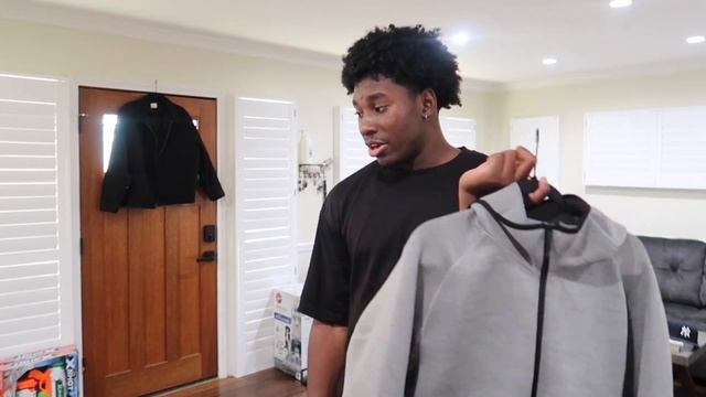 Affordable Nike tech fleece alternative (uniqlo fleece) why these are better!!! смотреть онлайн