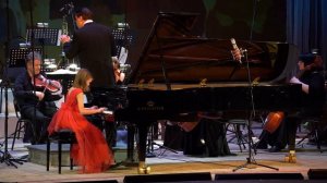 Йозеф Гайдн, Концерт для фортепиано с оркестром (ре мажор, 3 часть). Солистка - Лилия Койдан, 10 лет