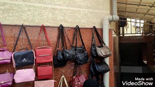 РАСПРДАЖАИ СУМКА ВА ПОЙАФЗОЛ ДАР НАЗДИ 7 ДАРВОЗАИ КОРВОН смотреть онлайн