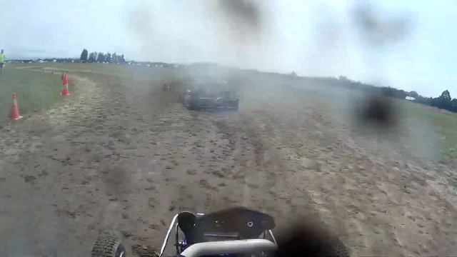 grass karting February смотреть онлайн