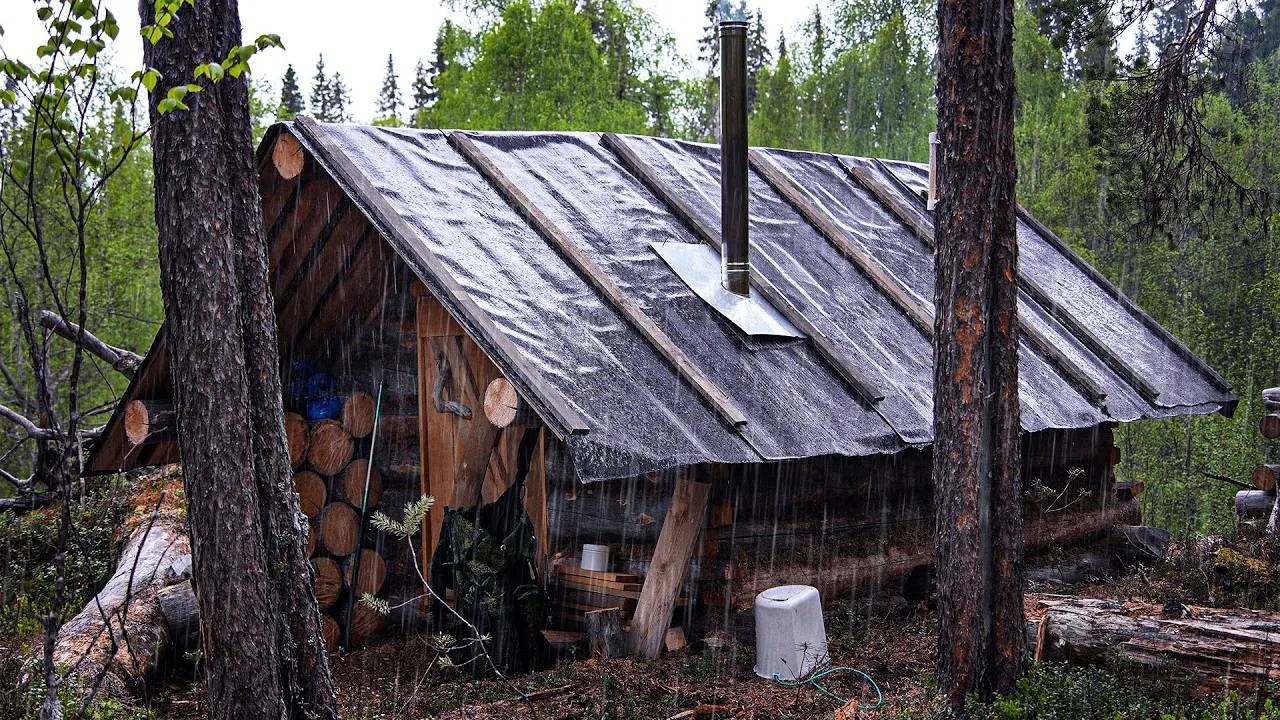 РЫБАЛКА НА ТАЁЖНОЙ РЕЧКЕ В РАЙОНЕ ИЗБЫ БОРОВОЙ. БЫТ, РЕМОНТ, ПЕРЕЖИДАЮ ДОЖДЬ В ИЗБЕ. смотреть онлайн