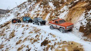 Traxxas trx4 разной весовой категории и стоковый Yikong yk4107