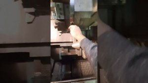 как выставить заднию бабку😊 (на токарном станке )