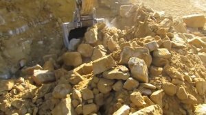 Работа на Komatsu PC1250 вид из кабины