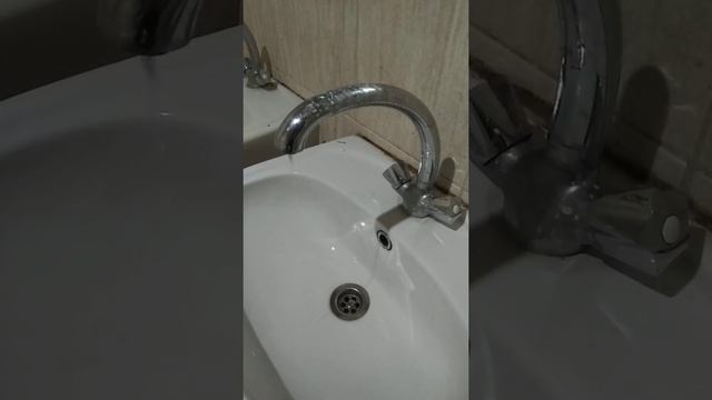 Кран поёт одну минуту смотреть онлайн