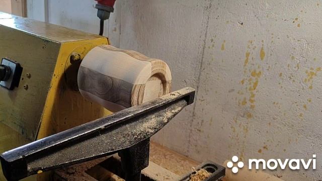 Баночка из берёзы и вяза смотреть онлайн