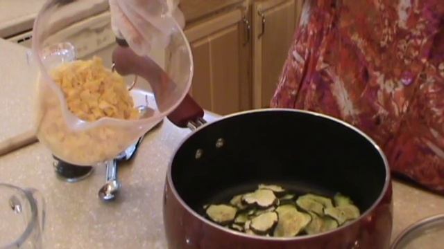 Dehydrated Cucumber and Parsley Soup смотреть онлайн