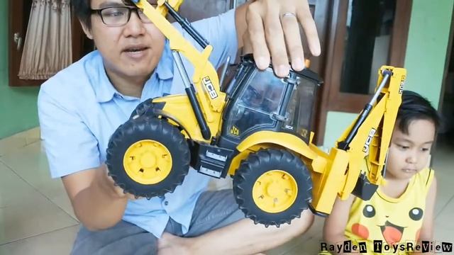 Bruder JCB 5CX Backhoe - Unboxing & Review