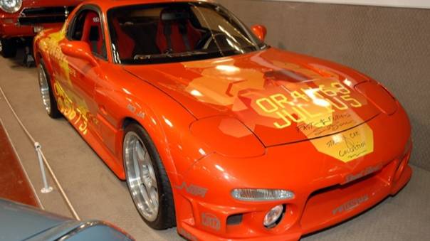 Mini Station 1:64 Mazda RX7 Fust and Furios 2 смотреть онлайн