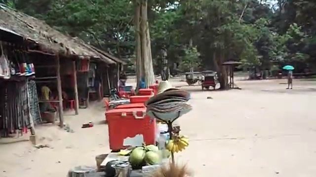 Cambodian Shop Vendors Trying To Sell Us Things Thommanon Angkor Cambodia August 2012 смотреть онлайн