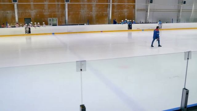 Кубок Москвы. Дмитров - Спорттех | 2010 г.р. | 18.12.2021 14:15 смотреть онлайн