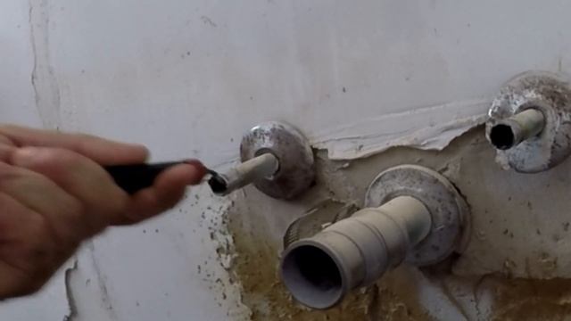 HOW TO REMOVE REPLACE A WATER SHUT-OFF VALVE | Sweat Valve Solder смотреть онлайн
