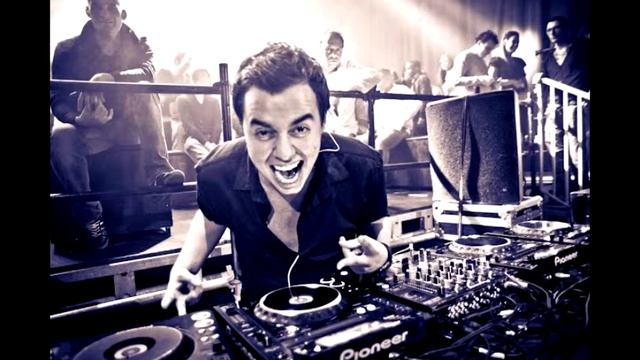 JackPot -Quintino & Ralvero (Original mix) смотреть онлайн